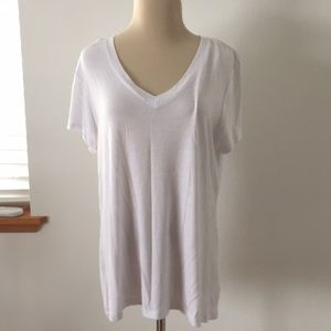 NWOT white v-neck stretchy t-shirt